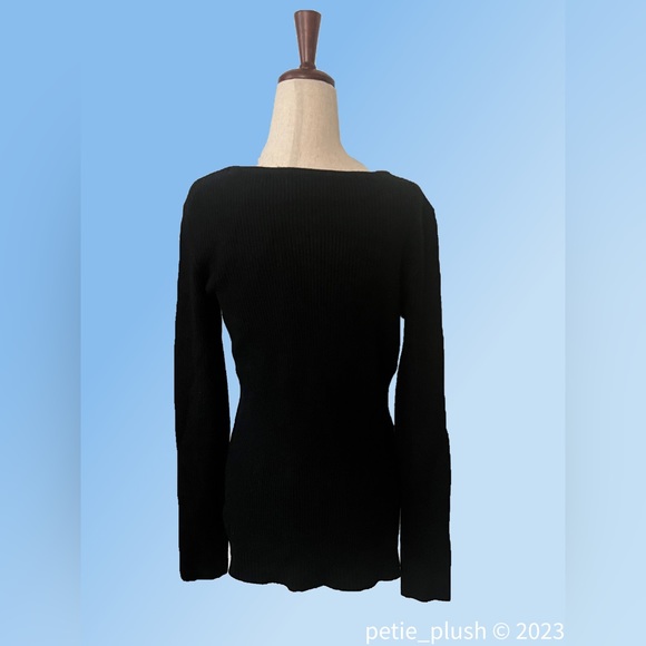 Devotion by Cyrus- NWT -Knitted Sweater- Size: Small - Picture 2 of 5